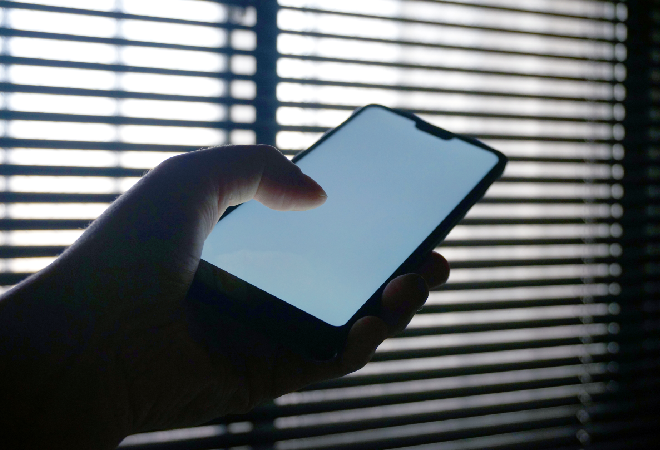 SNSで副業詐欺にあったかもしれない|40代男性からの調査相談