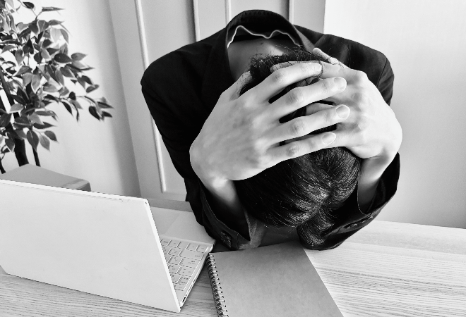 所属タレントの偽アカウントが次々出現…|40代芸能事務所マネージャーからの調査相談